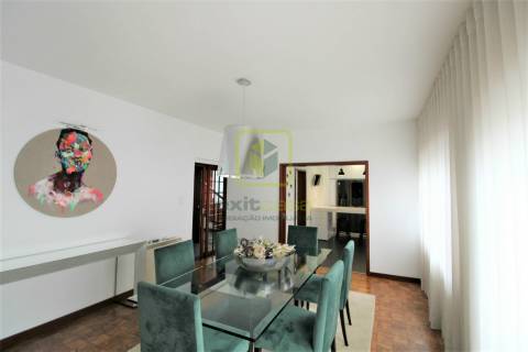 Apartamento T5 Duplex