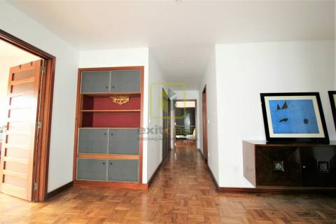 Apartamento T5 Duplex