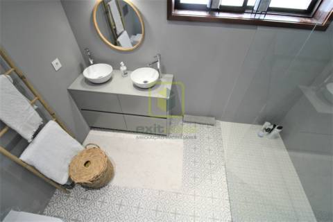 Apartamento T5 Duplex