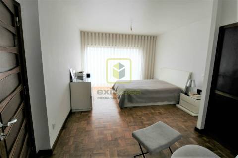 Apartamento T5 Duplex