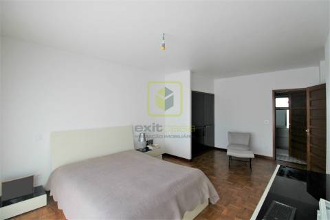 Apartamento T5 Duplex