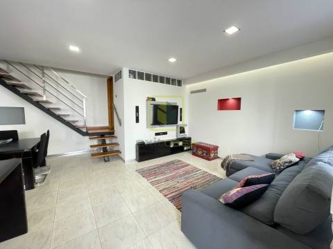 Moradia T2 com Terraço