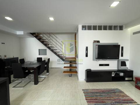 Moradia T2 com Terraço