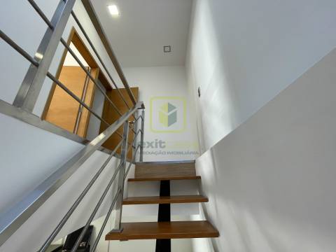 Moradia T2 com Terraço