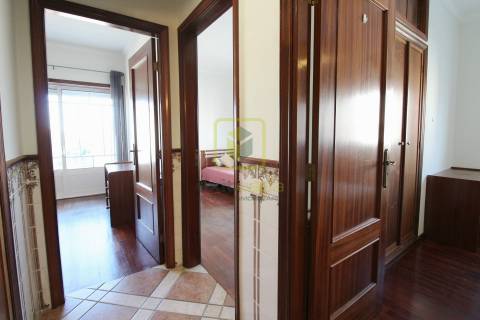 Apartamento T3 para Arrendamento
