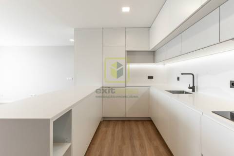 Apartamento T4 Duplex