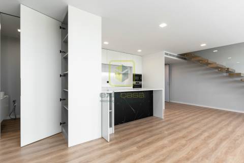 Apartamento T4 Duplex