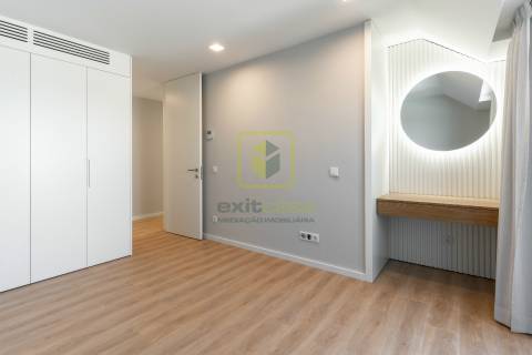 Apartamento T4 Duplex