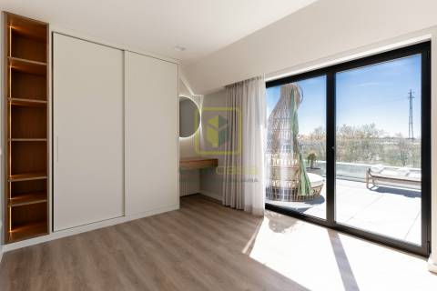 Apartamento T4 Duplex