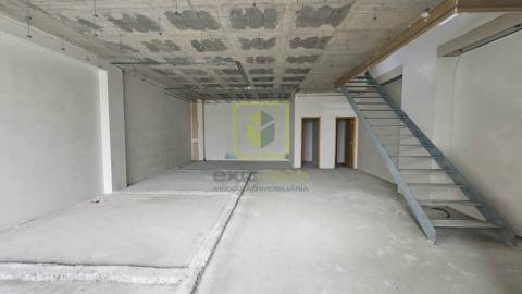 Loja  Arrendamento em Glória e Vera Cruz,Aveiro