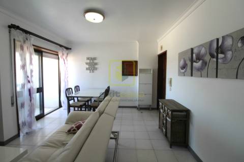Apartamento T1 para Arrendamento