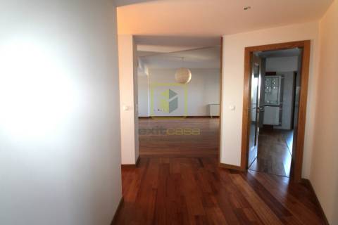 Apartamento T2 para Arrendamento