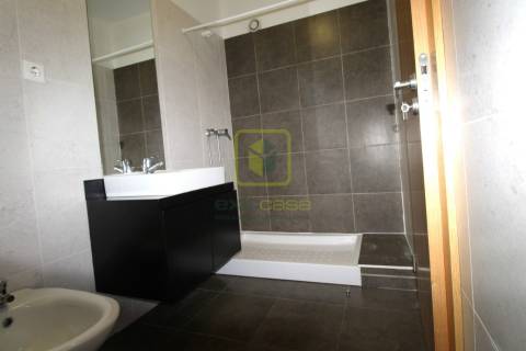 Apartamento T2 para Arrendamento