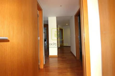 Apartamento T2 para Arrendamento