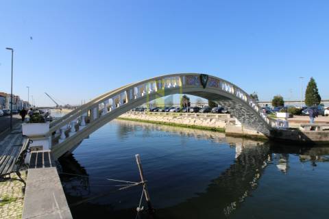 Apartamento T2 para Arrendamento