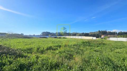 Armazém e Unidade Industrial