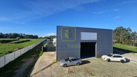 Armazém e Unidade Industrial