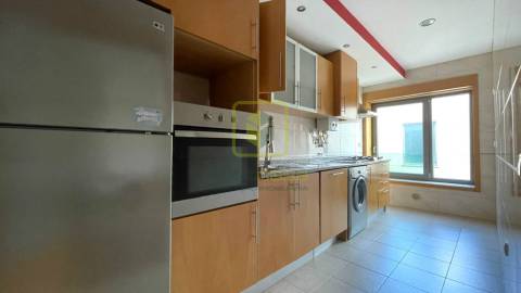 Apartamento T1 para Arrendamento