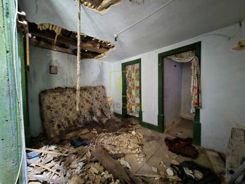 Moradia T1 para remodelar