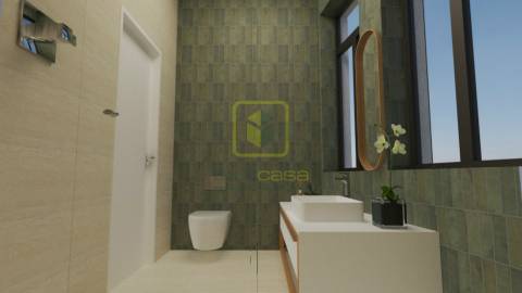 Moradia com Terraço e Logradouro