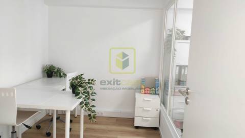 Escritório para Arrendamento