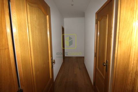 Apartamento T3 para Arrendamento