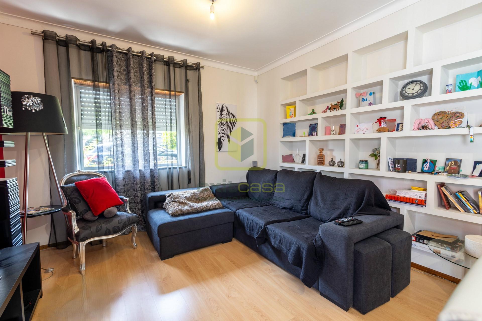 Apartamento T3 remodelado