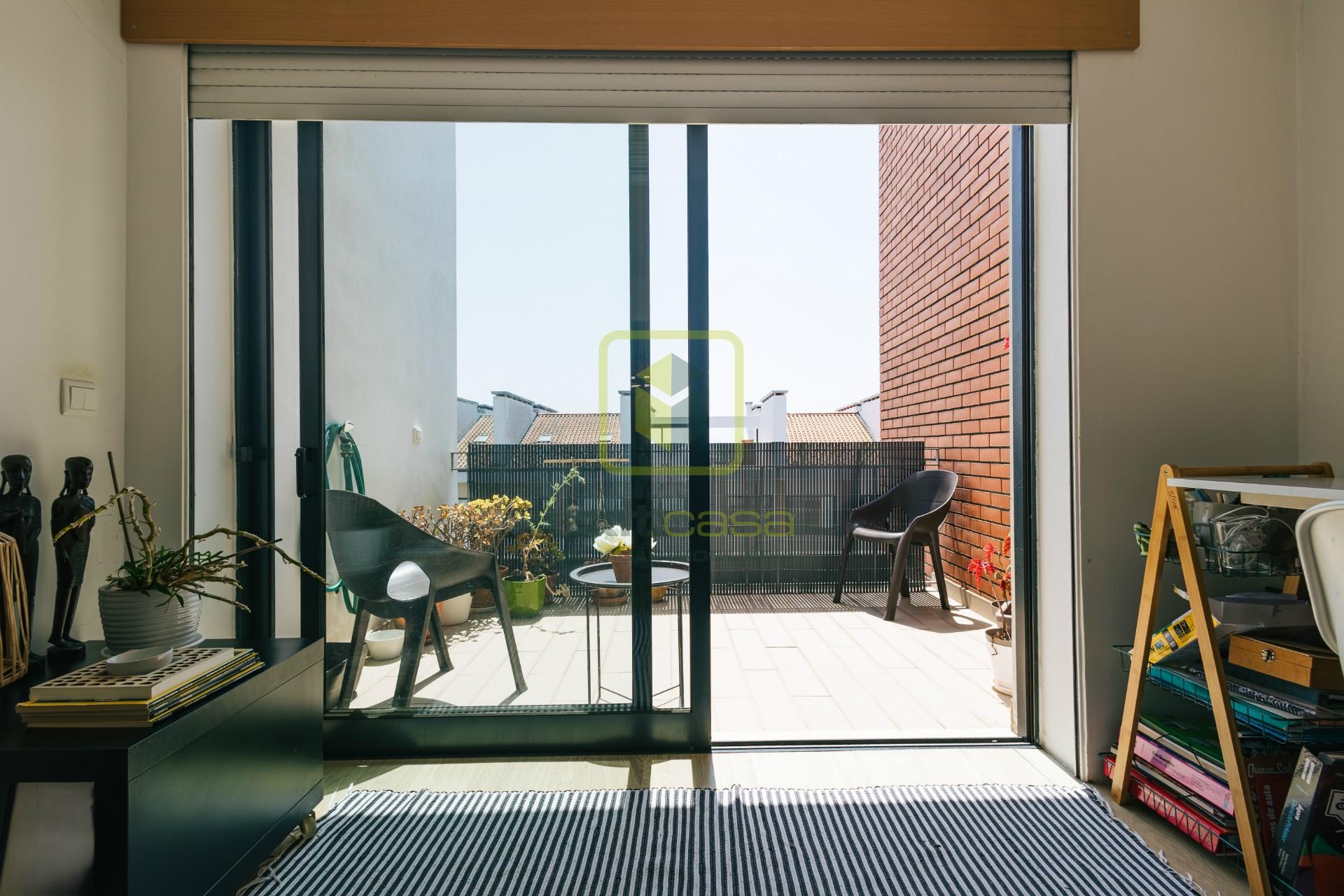 Apartamento T2+1 Duplex com Terraço