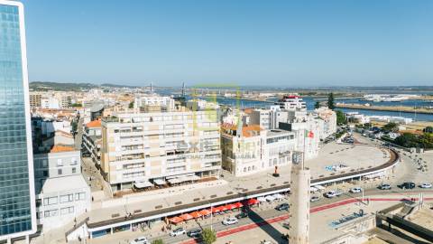 Garagem no Bairro Novo