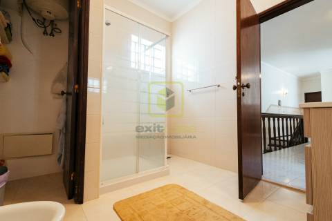 Moradia T3 na zona histórica de Buarcos