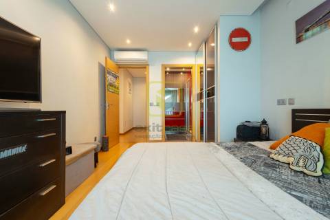 Apartamento T3 com Vista Mar