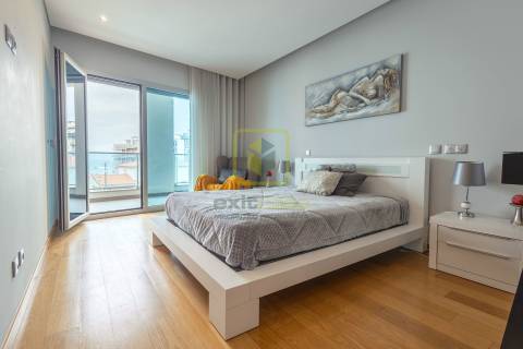 Apartamento T3 com Vista Mar