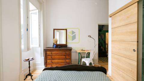 Moradia T8 para Investimento!