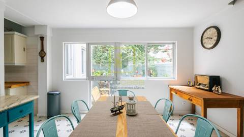 Moradia T8 para Investimento!