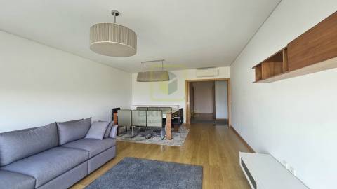 Apartamento T2 Mobilado para Arrendamento