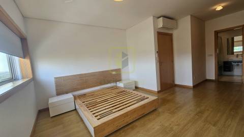 Apartamento T2 Mobilado para Arrendamento