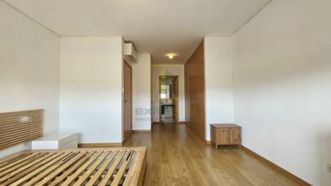 Apartamento T2 Mobilado para Arrendamento