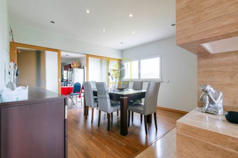 Moradia T5 em banda em Buarcos, Figueira da Foz