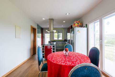 Moradia T5 em banda em Buarcos, Figueira da Foz