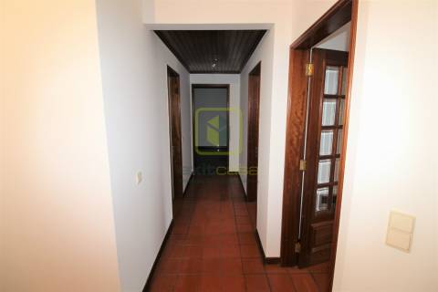 Apartamento T2 Duplex para Arrendamento em Aveiro