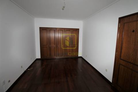 Apartamento T2 Duplex para Arrendamento em Aveiro