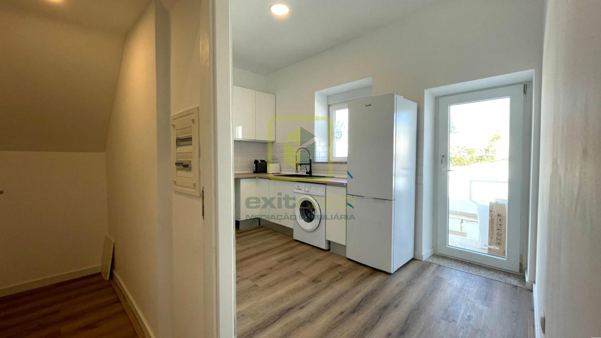 Apartamento T3 Duplex Remodelado
