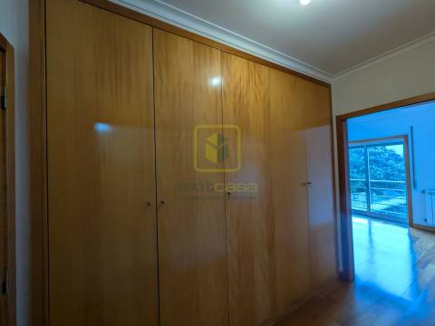 Apartamento T2 para Arrendamento em Aveiro