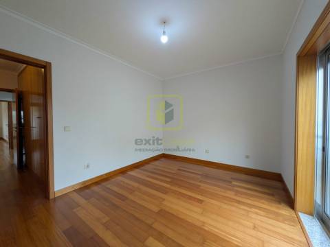 Apartamento T2 para Arrendamento em Aveiro