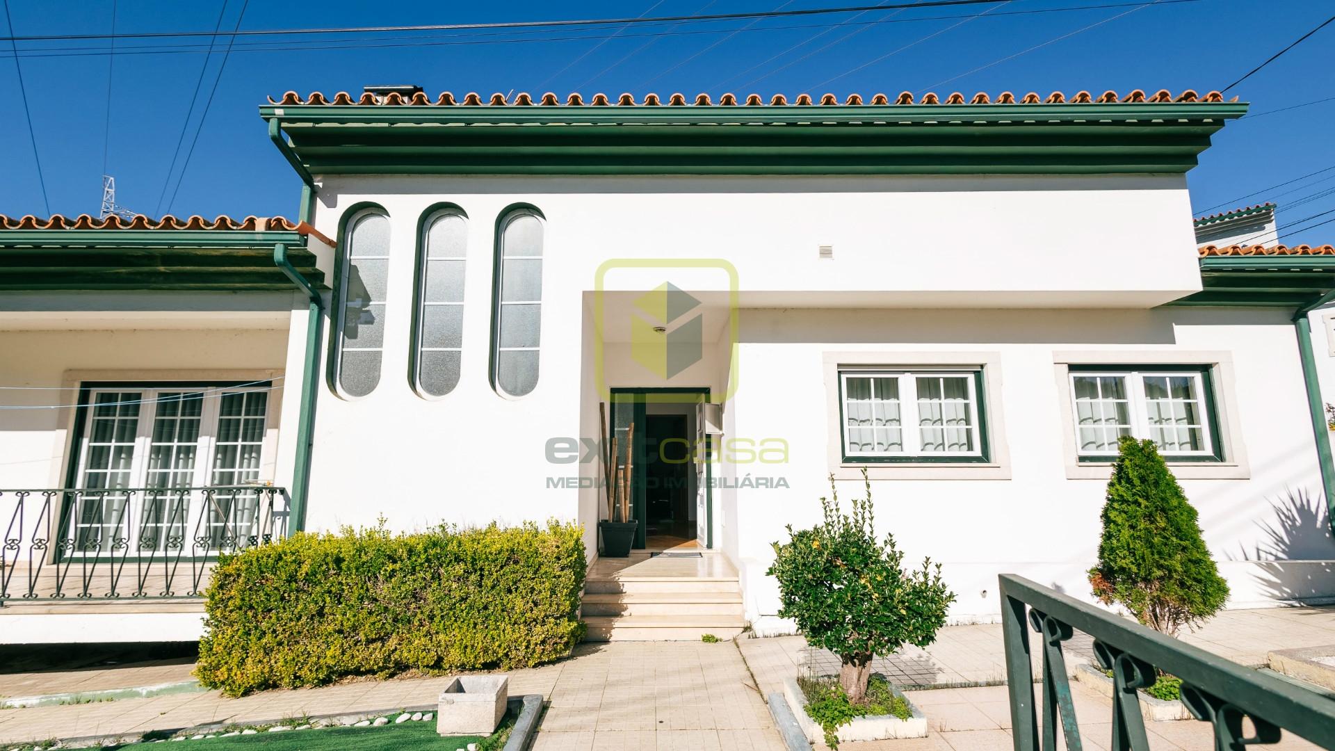 Moradia T3 com Piscina