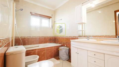 Moradia T3 com Piscina