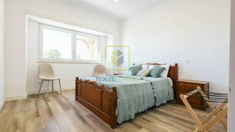 Moradia T4 com vista de mar