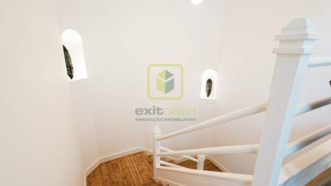 Moradia T4 com vista de mar