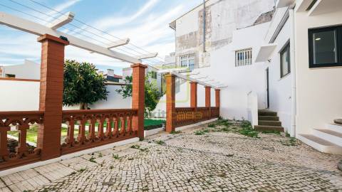 Moradia T4 com vista de mar