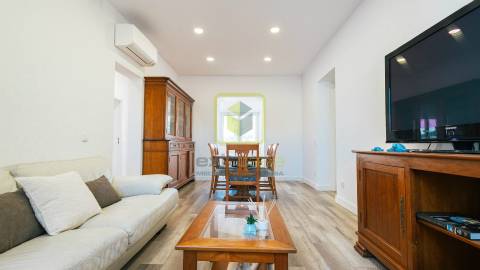 Moradia T4 com vista de mar